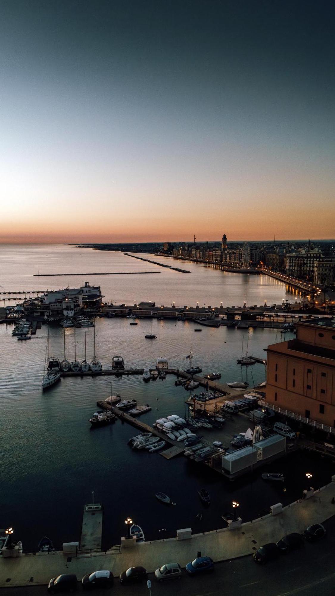 Una Finestra Sul Mare Bari Bagian luar foto
